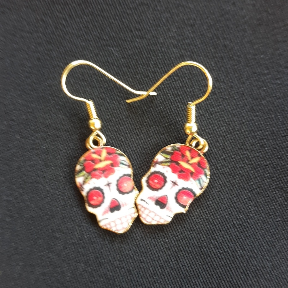 Scull Dead of dawn earrings - Picture 3 of 6